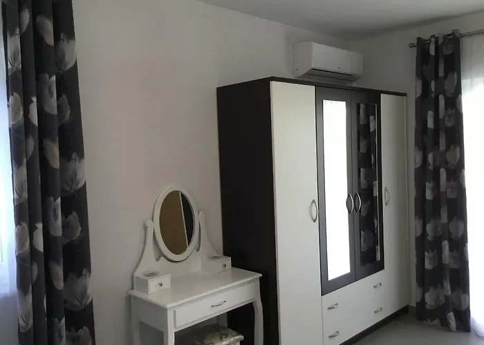 Апартаменти Sophia Трогір